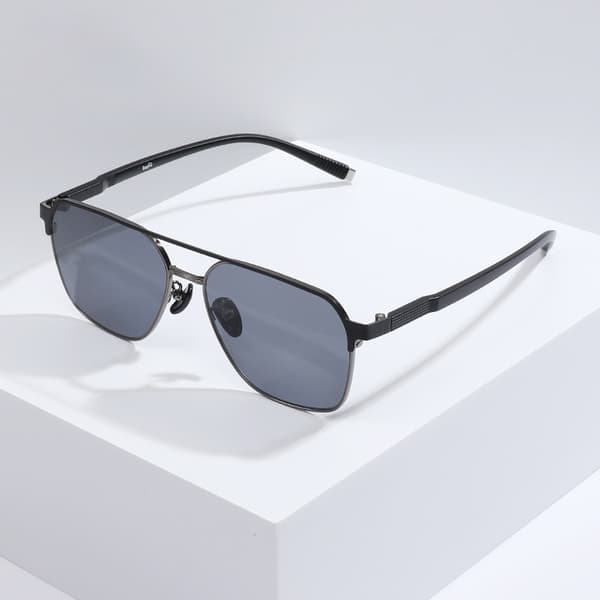 Trendy polariserede solbriller med etui Grey Grey
