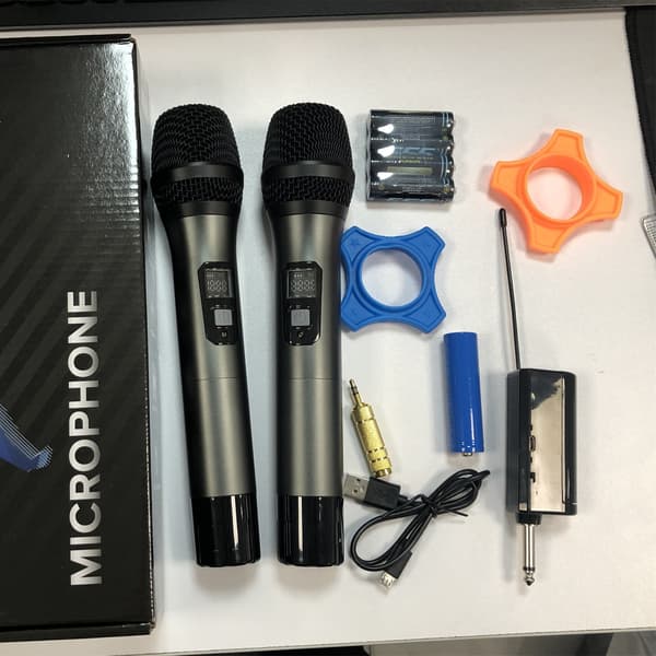 2 langatonta mikrofonia Bluetooth Reverb Android-porttikaapelilla Black Black