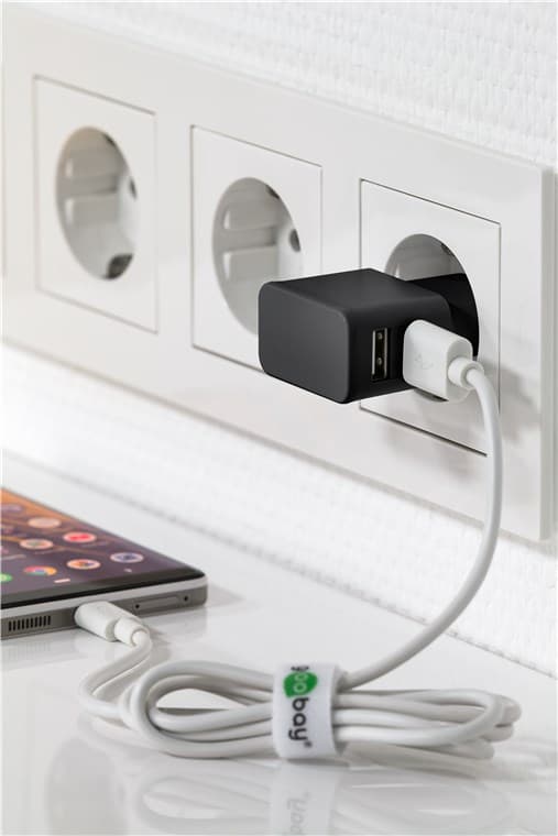 USB-A dubbel laddare (12 W) svart