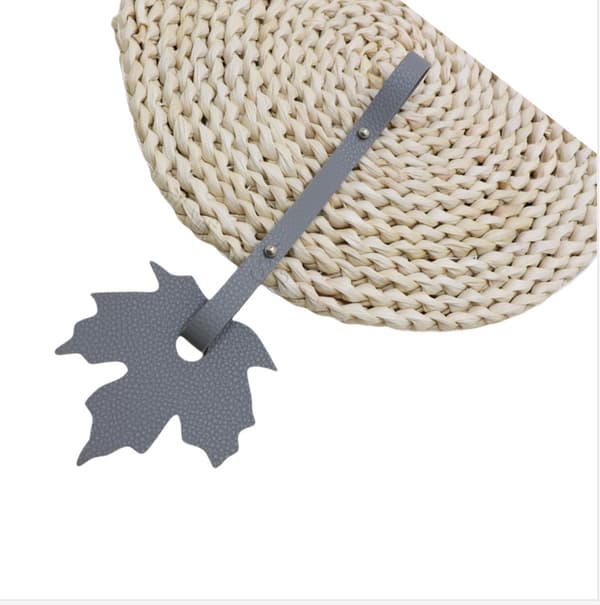 Tyylikäs PU-nahkalaukun viehätyslisävaruste Grey Grey