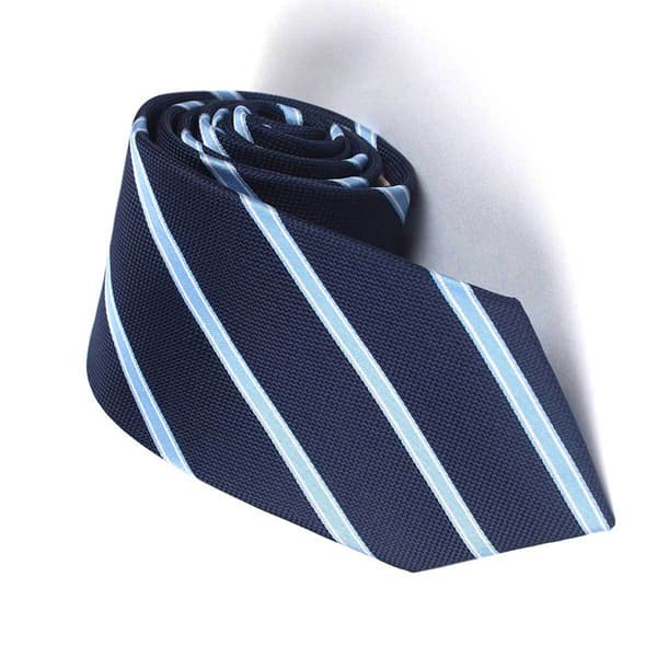 Elegant slips - Forbedr dit look med sofistikering Light blue stripes Light blue stripes