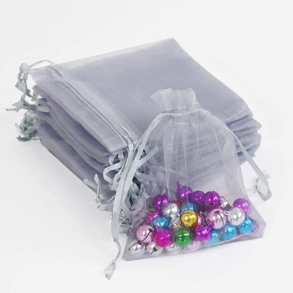 Små presentpåsar med dragsko Organza 25-pack 7x9 cm Grå