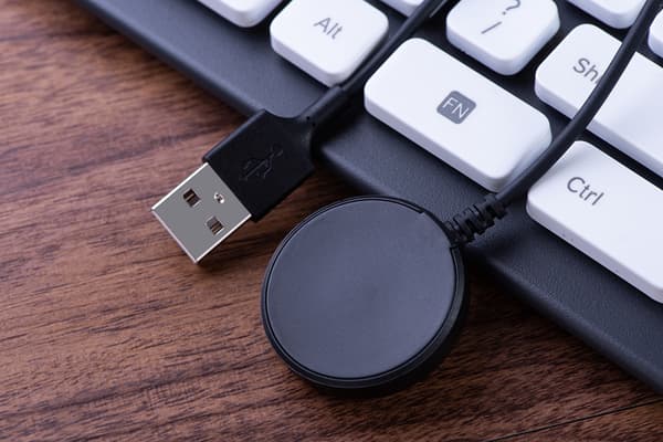 USB-A opladningskabel til Galaxy Watch Ultra/Active2/Watch4/5/6/7