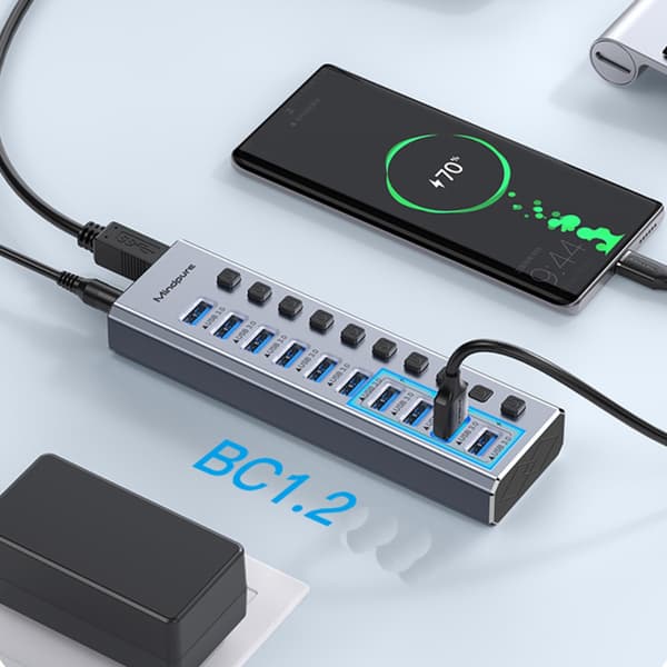 Strömförsörjd USB-hubb med 10 USB 3.0-portar, separata strömbrytare och 5 Gbit/s