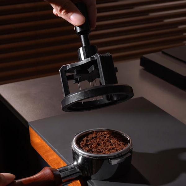 Magnetisk drejelig nål kaffedispenser M