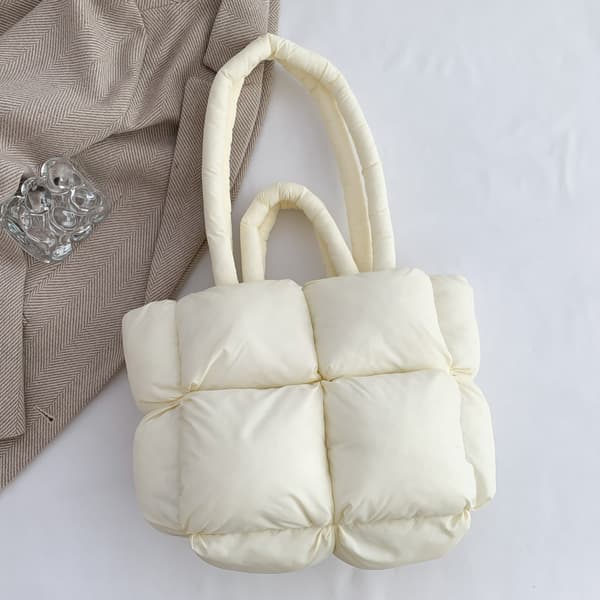 Suuri puffer-kangaskassi olkalaukku White White