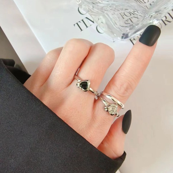 Justerbar hjärtöppen ring Silver