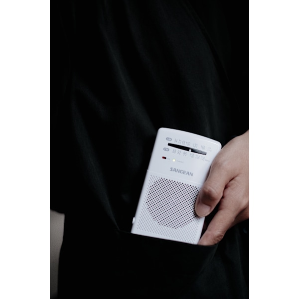 SR-35 White AM/FM Analog Pocket Radio with built-in speaker