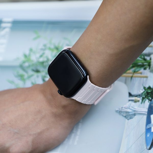 Magnetisk løkkerem til Apple Watch (42/44/45/49 mm) - EU-patent Lyserød
