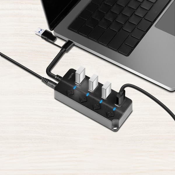 USB-hub med 4 porte og separate tænd/sluk-knapper USB-C/USB-A i USB 3.2 Gen1