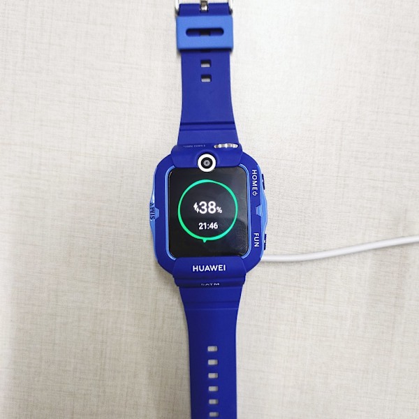 INF Huawei Honor Watch Fit / Fit 2 / ES / Band 6 / Band 7 / Band 8 / 4X / 5X oplader Hvid
