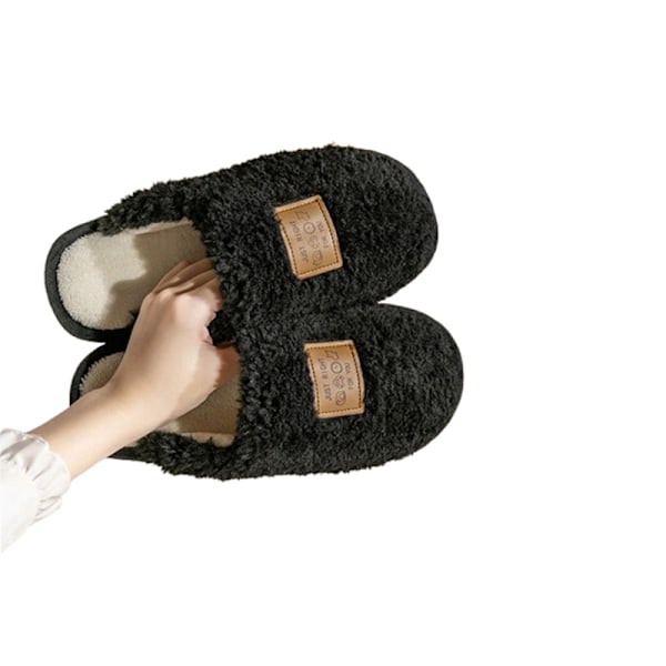 Tofflor i fleece, mysigt och varmt Svart S