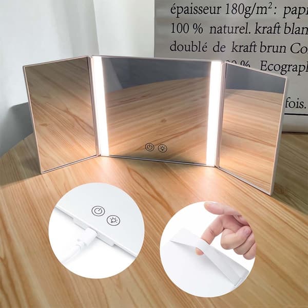LED Bil Makeupspejl - Hvid - Belyst, Tre-Fold Design, Kompatibel med de Fleste Bilmodeller