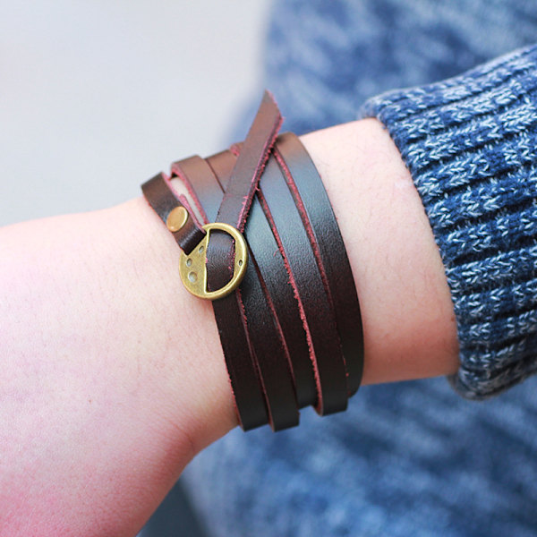 Flätad Läd Armband i Mörk Kaffe och Antik Brons