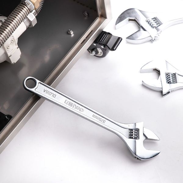 Justerbar nyckel 15" Deli Tools EDL015A (silver)
