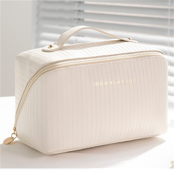 Rymlig necessär / sminkväska Beige