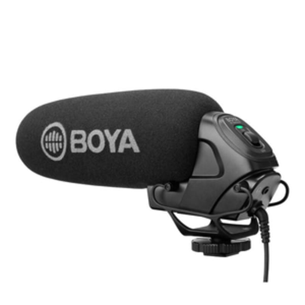 Boya BY-BM3030 mikrofon på kameraet