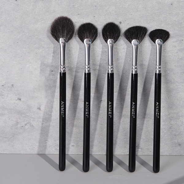 Contour Brush Set - 5 Fan Brushes för exakt applicering