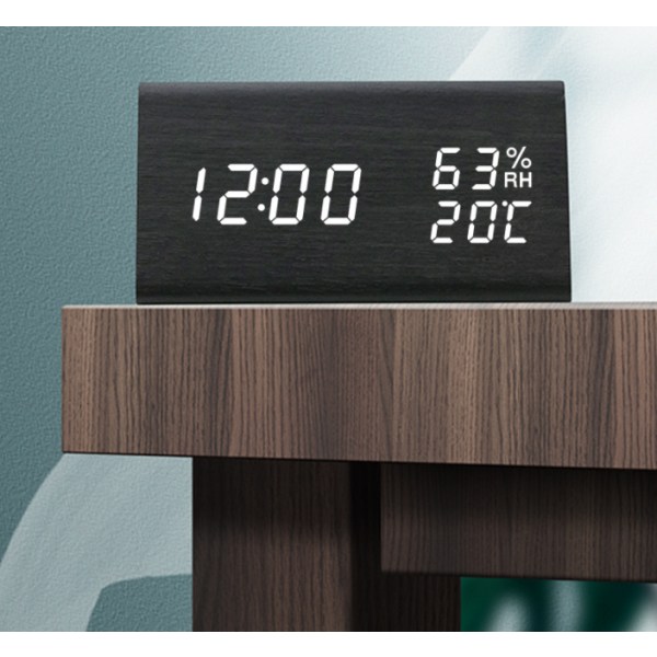 INF LED väckarklocka i trä, med temperatur och luftfuktighet