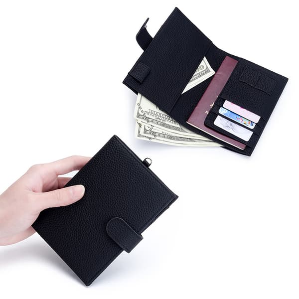Halsväska i läder med passfack och RFID-blockering Black Black