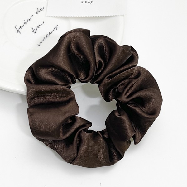 8 kpl hiuslenkkisarja - monivärisiä scrunchie-ponnarit naisille ja tytöille