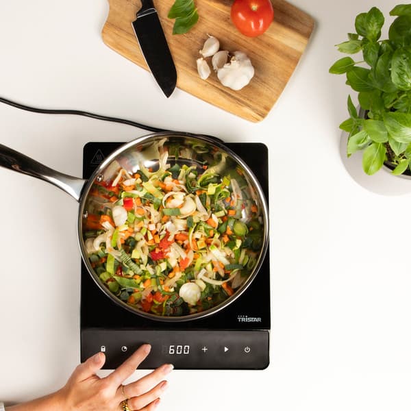 Induktiolevy IK-6161 2000W LCD digitaalinen 19cm