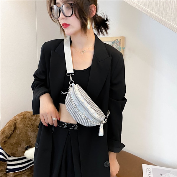 PU-nahkainen crossbody-rintakassi naisille Hopea
