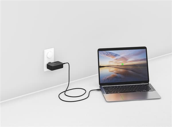 USB-C™-laddare för laptops (65 W) svart