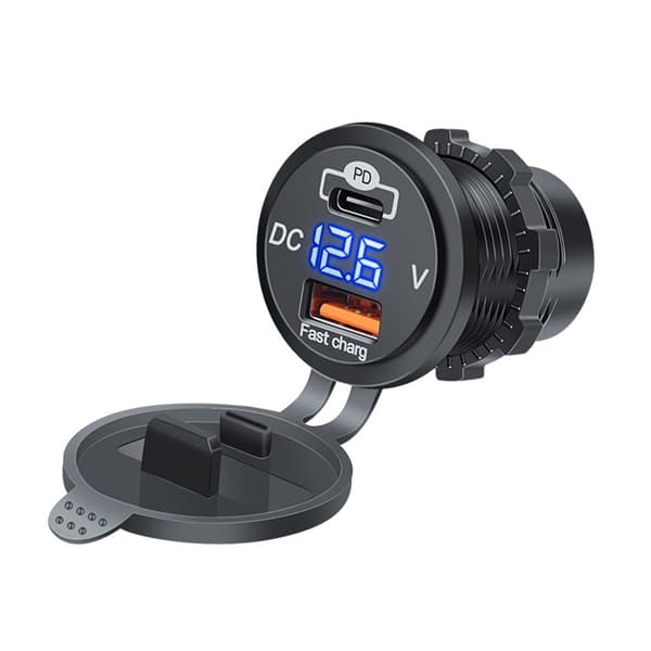 Hurtigopladende biloplader med voltmeter