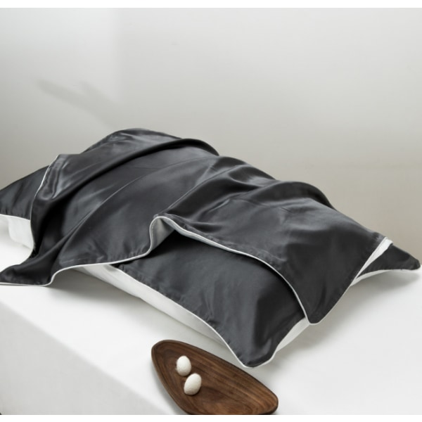 Örngott i 100 % Mulberry Silke Grå
