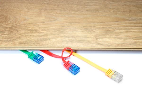 Flad netværkskabel CAT 6A, U/UTP, hvid