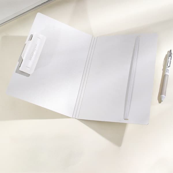 Sammenfoldeligt A5-clipboard med rem og penneholder til elevark, kontordokumenter, skrivning og tegning White White