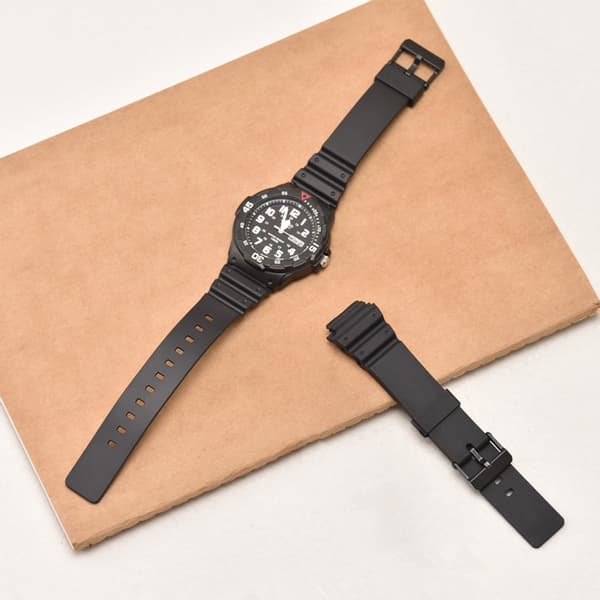 Vaihtoranneke Casio MRW-200H -kellolle Black Black