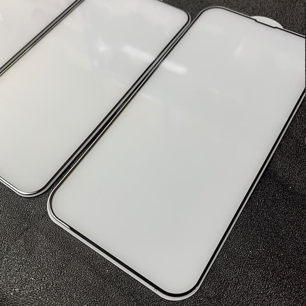 2 kpl karkaistua lasia oleva näytönsuoja iPhonelle iPhone 15 Pro Max