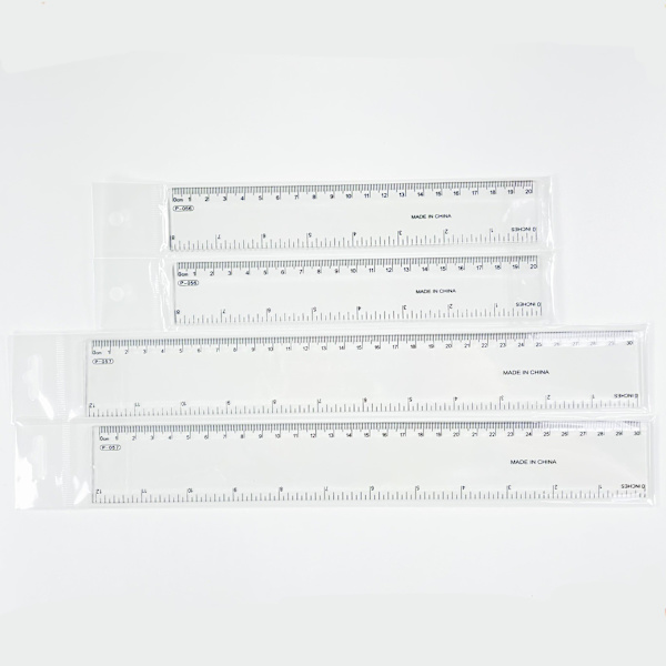 30 cm gennemsigtig lineal