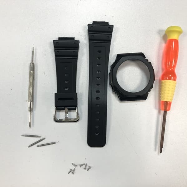 TPU-kellonranneke Casio GA-2100/2110:lle - musta