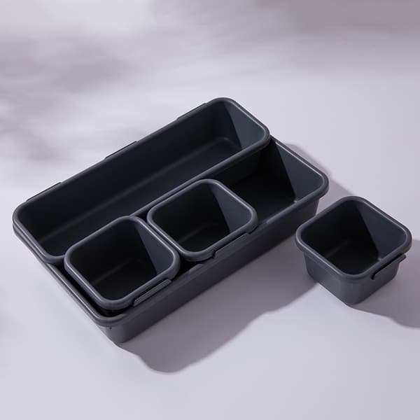 8-osainen vetolaatikkosarja Black Black