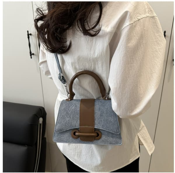 Chic skuldertaske til kvinder - Stilfuldt og kompakt design Blue Blue