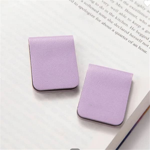 Stilrena Magnetiska Bokmärken Set om 2 - Silver PU Läder Purple Purple