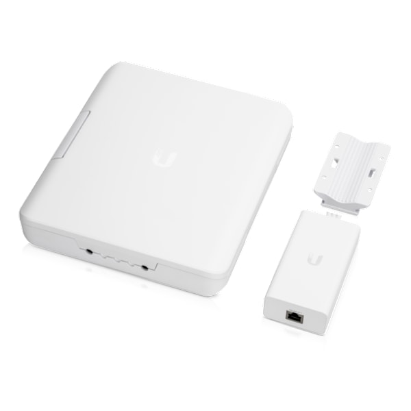 UniFi Flex Switch Adapter Kit Street Light Pole Applications