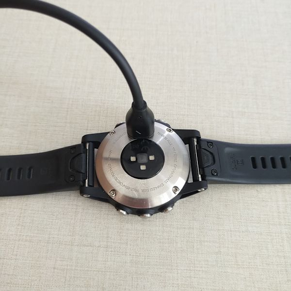 INF USB-C-älykellon latauskaapeli Garmin Fenix 5 / 5X / 5S / 6 / 6X / 6S Musta