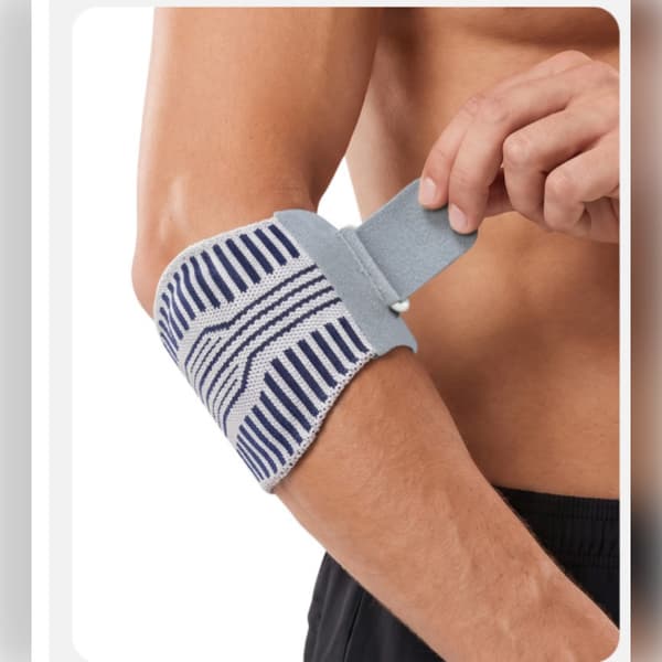 Justerbart armbågsstöd med silikonvaddering för tennis, badminton och styrketräning LightGrey LightGrey