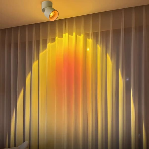 7W Ytmonterad LED Spotlight - Justerbar, Varmt Solnedgångsljus för Accentbelysning