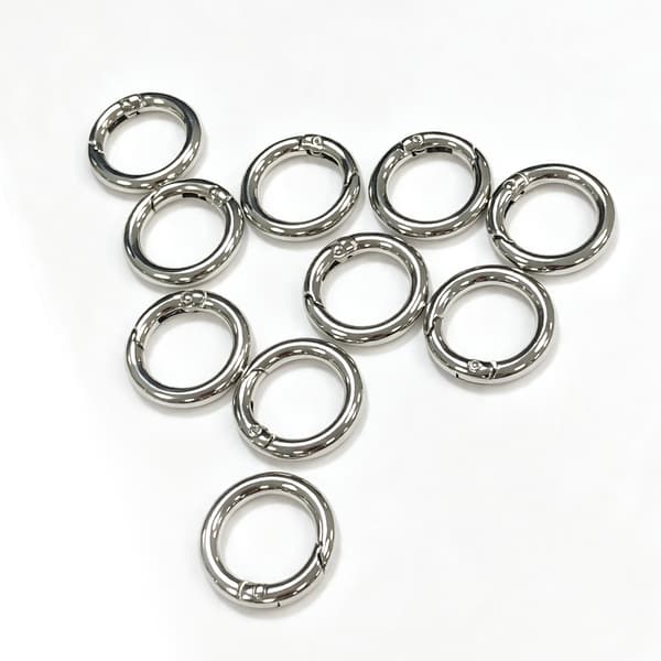 Runda nyckelringar med karbinlås 10-pack Silver Silver