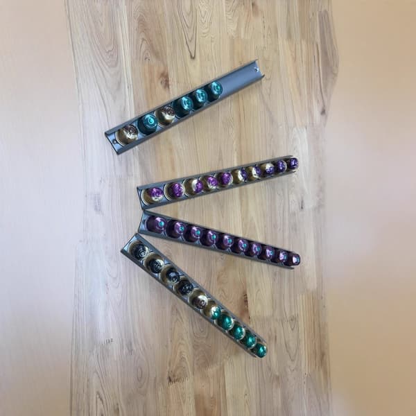 Kaffekapselholder 3-pak - jernstrimler til kapselopbevaring, holder 10 kapsler pr. strimmel, selvklæbende/magnetisk/skruemontering, sort