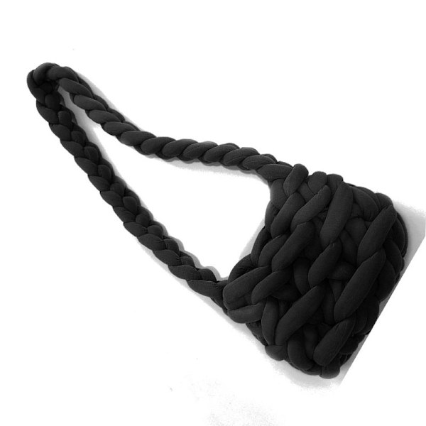 Handvävd Crossbody-väska Rymlig och stilren Svart