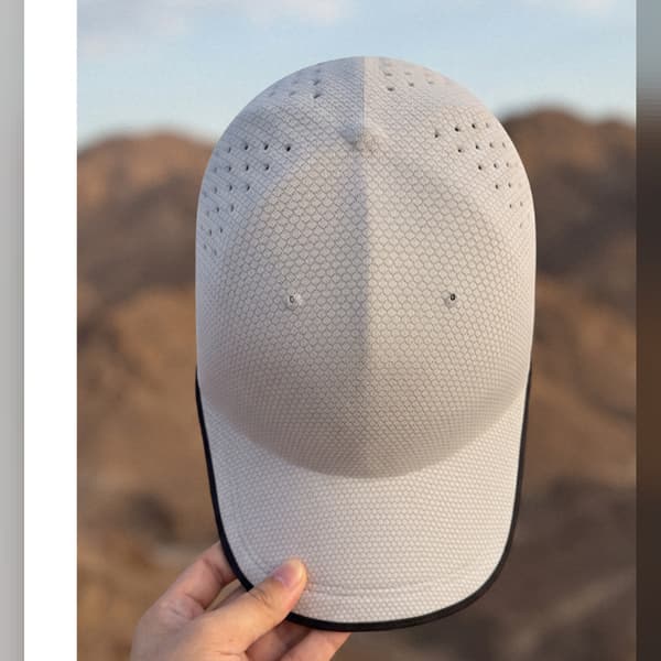 Sammenfoldelig sømløs sportsbaseballkasket i let, åndbart polyester med UV-beskyttelse White White