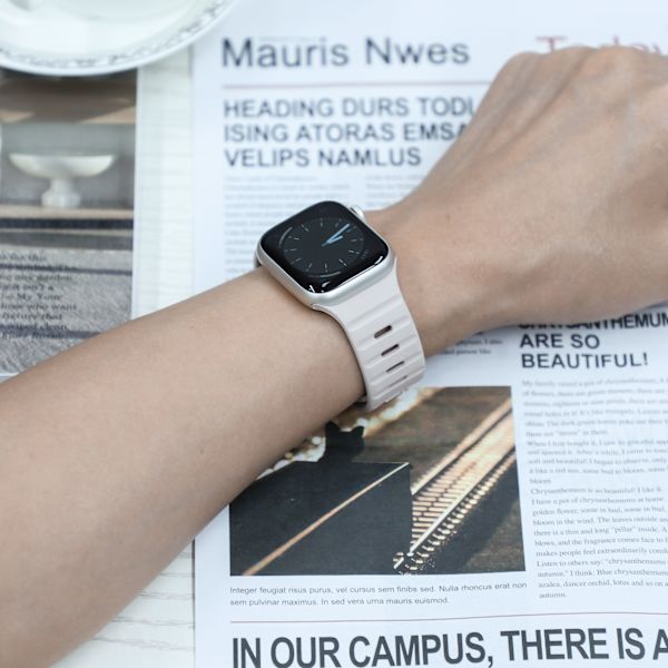 Magnetiskt silikonarmband för Apple Watch - Svart/Orange (38/40/41mm) Vit