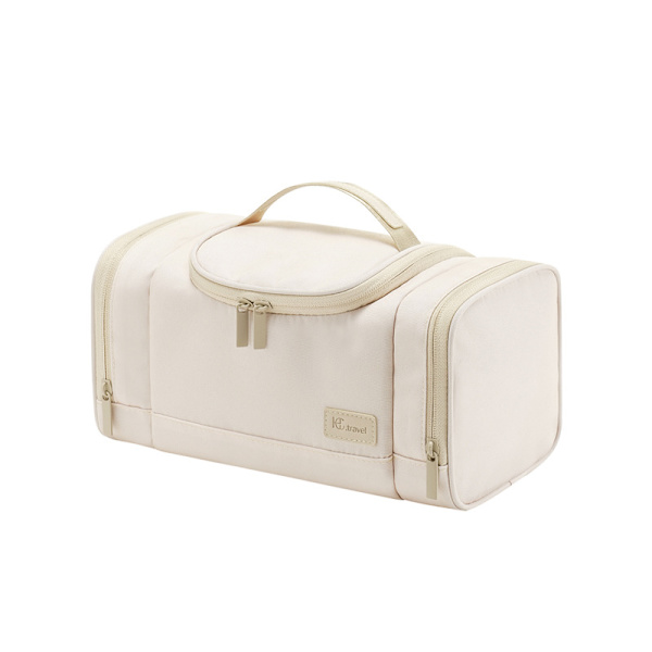 Bärbar vattentät necessär Beige