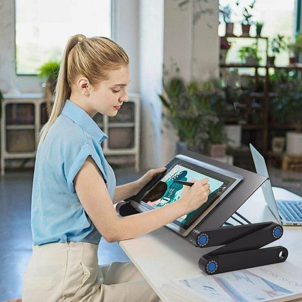 Smart justerbart laptopbord 17 tum Svart